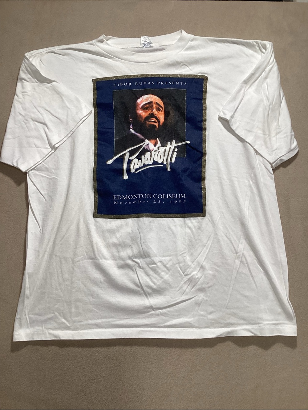 STARTER White Graphic Men’s Tee with Navy and Black Concert Print